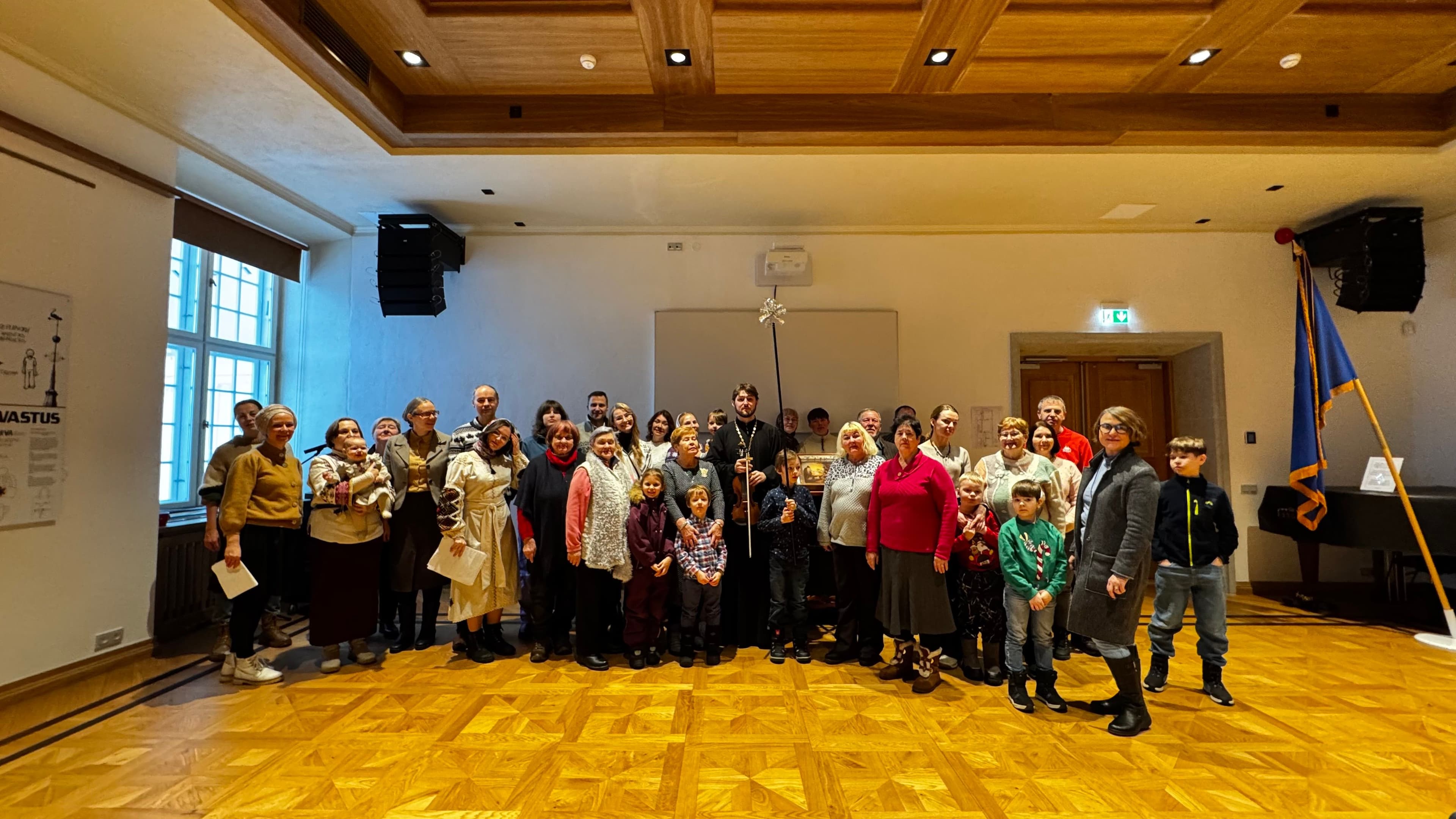 Jõululaude (koljadade) laulmine Narva raekojas