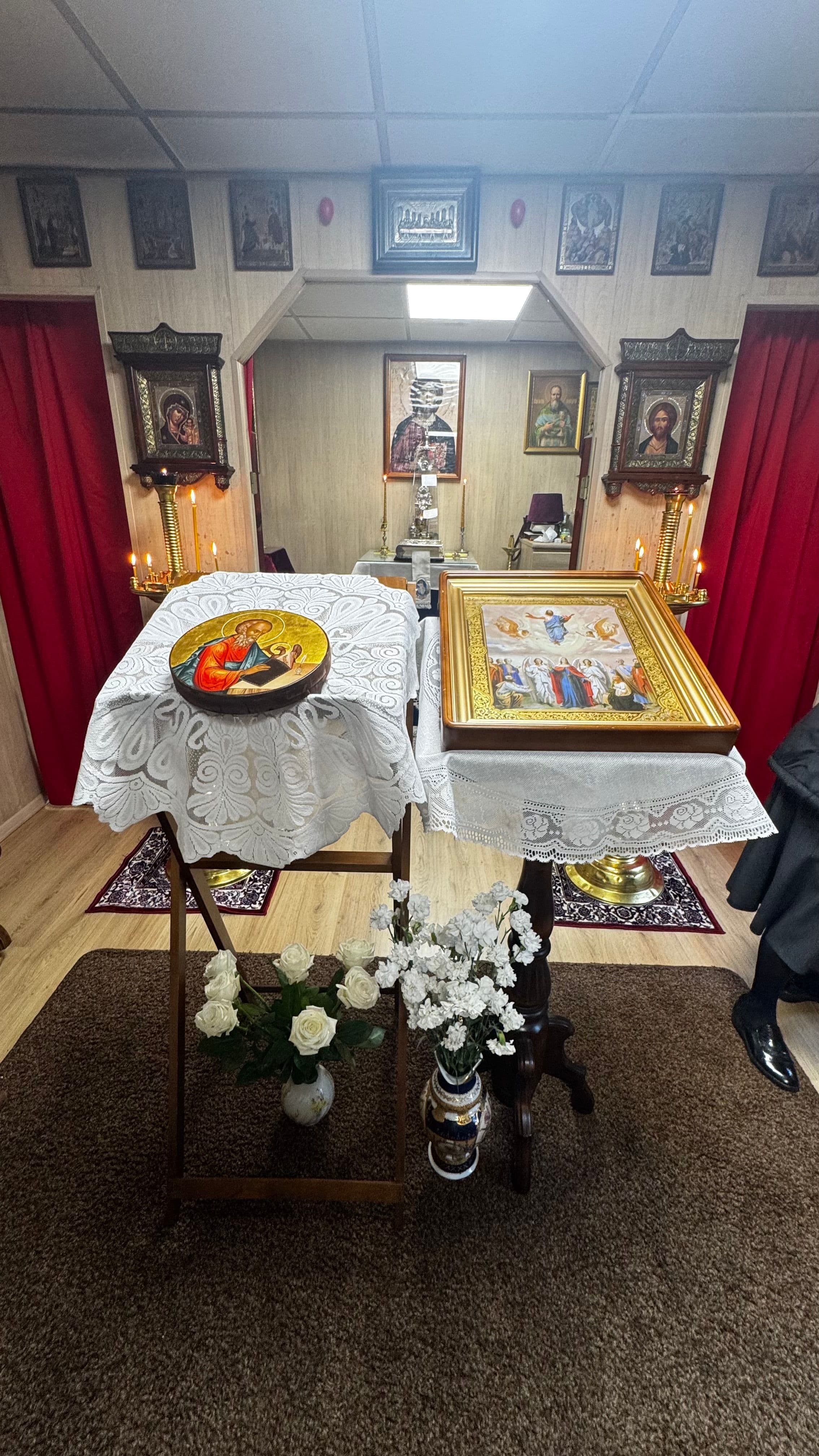 Issanda taevaminemine – püha apostel ja evangelist Johannes Teoloog, jumalik liturgia