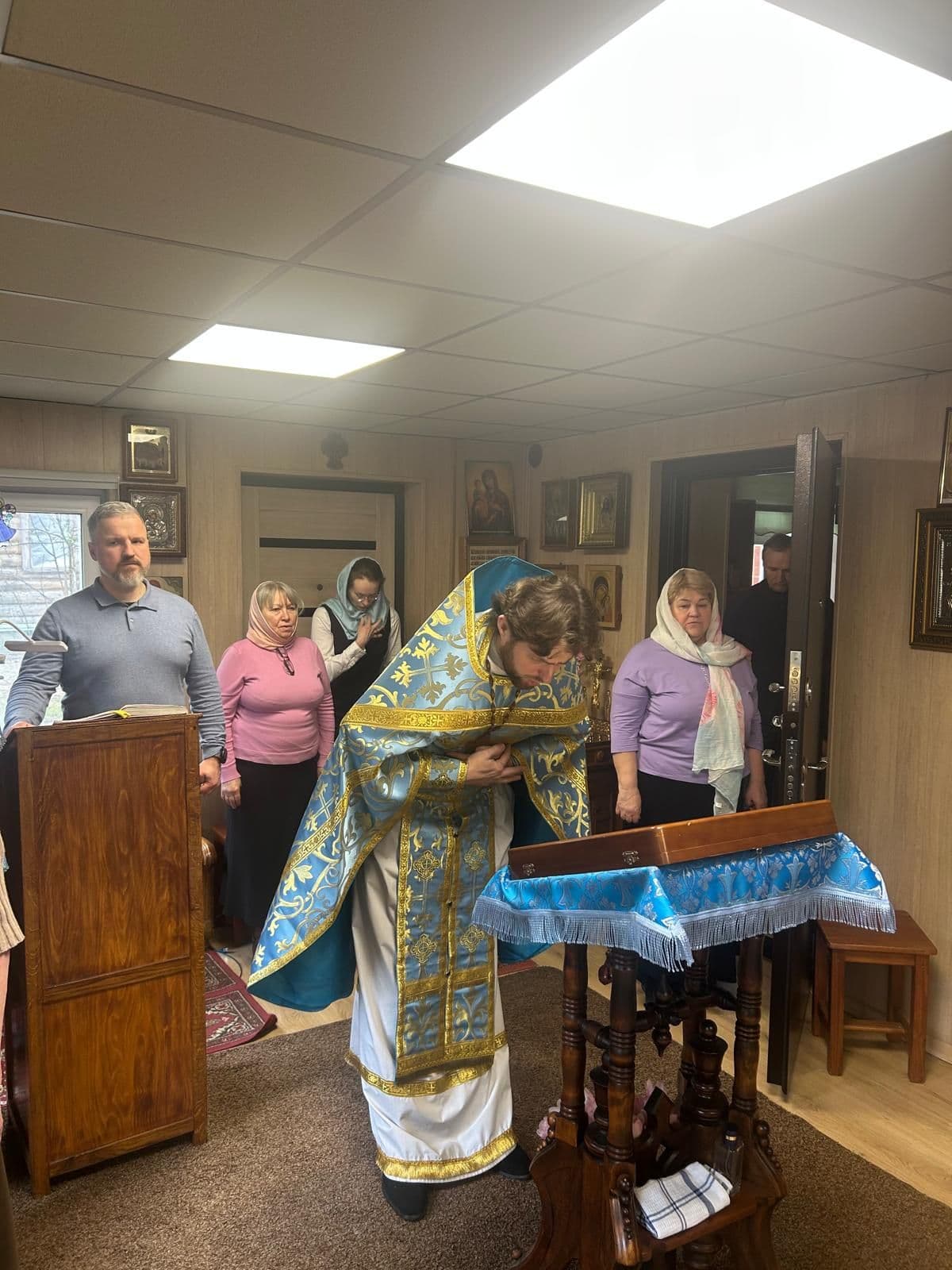 Issandaema kuulutamise püha Kaasani Jumalaema ikooni kirikus